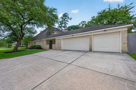 7911 Pine Green Lane Humble TX 77346