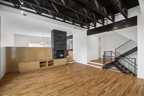 6102 Maxie Street Houston TX 77007