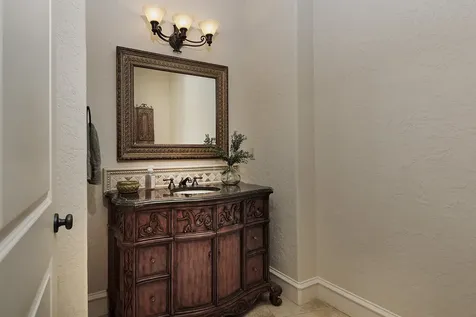 32 Palmer Woods Drive The Woodlands TX 77381