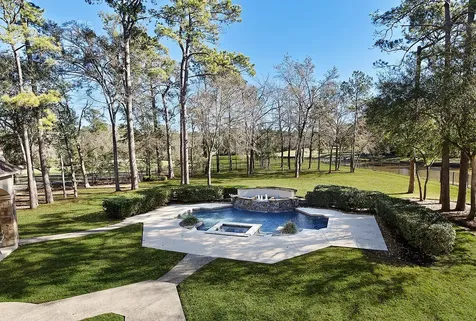 32 Palmer Woods Drive The Woodlands TX 77381