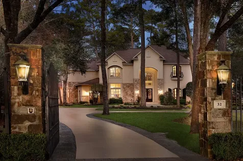 32 Palmer Woods Drive The Woodlands TX 77381