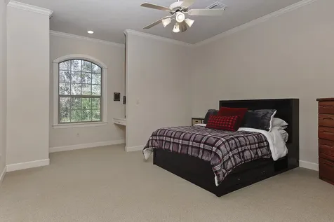 32 Palmer Woods Drive The Woodlands TX 77381