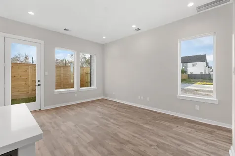 5925 Wheatley Lane Houston TX 77091