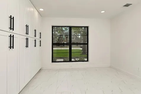 29 N Havenridge Drive The Woodlands TX 77381