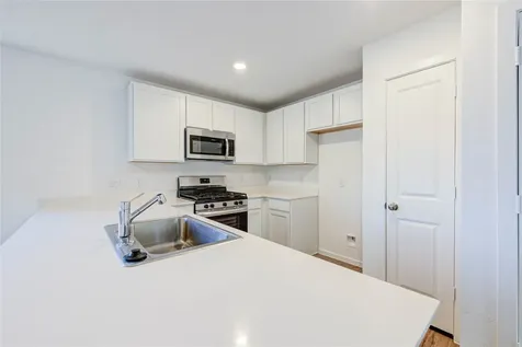 3146 Savannah Rose Drive Angleton TX 77515