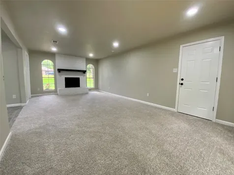 296 Kings Row Livingston TX 77351