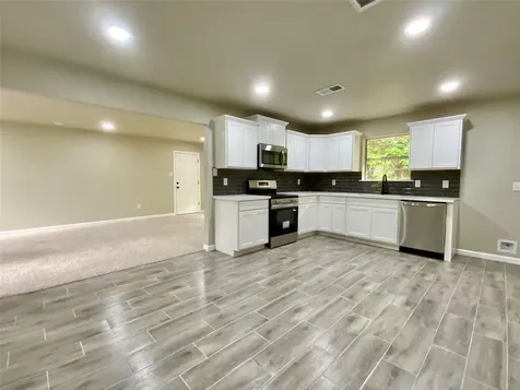 296 Kings Row Livingston TX 77351