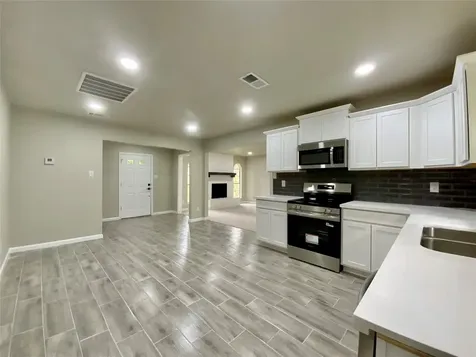 296 Kings Row Livingston TX 77351