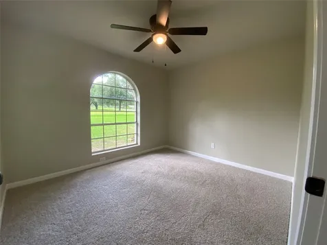 296 Kings Row Livingston TX 77351