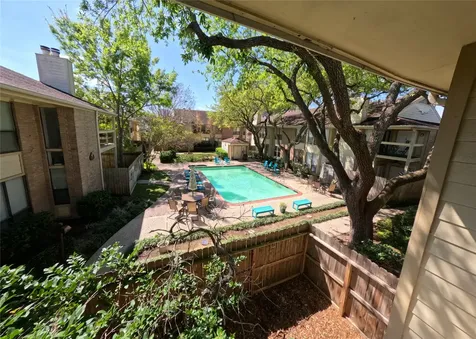 1881 Bering Drive 6 Houston TX 77057