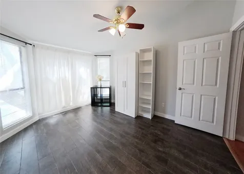 1881 Bering Drive 6 Houston TX 77057
