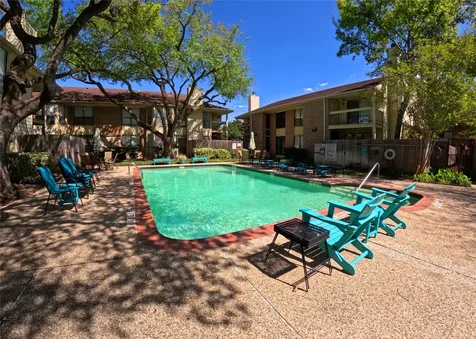 1881 Bering Drive 6 Houston TX 77057