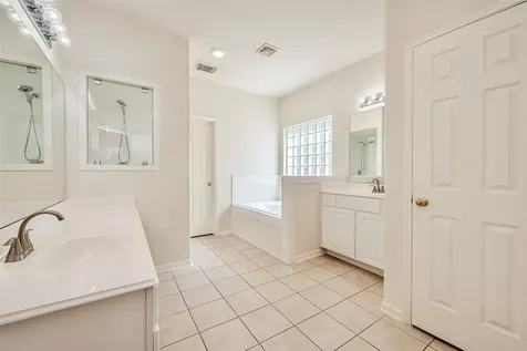 5506 Flower Grove Court Rosharon TX 77583