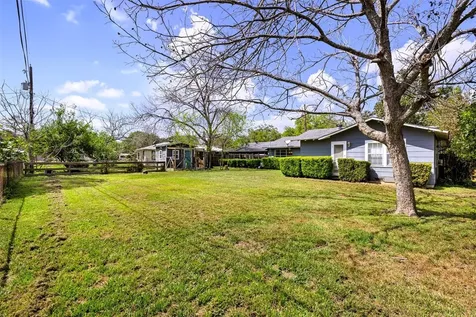 107 N River Drive Columbus TX 78934