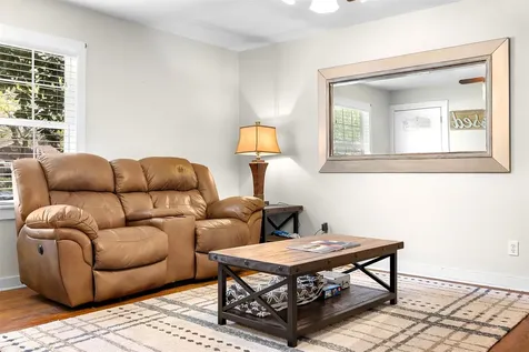 107 N River Drive Columbus TX 78934