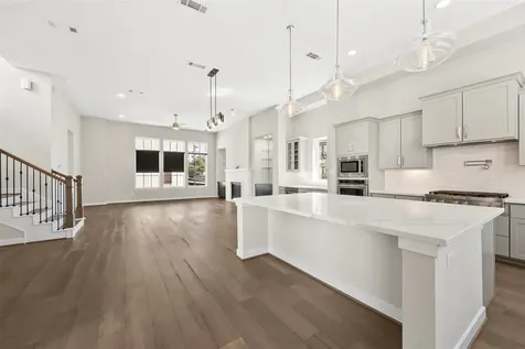 5342 Chandler Street Houston TX 77007