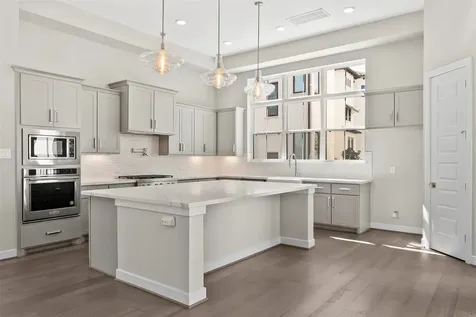 5342 Chandler Street Houston TX 77007