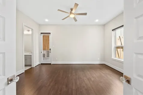 5342 Chandler Street Houston TX 77007
