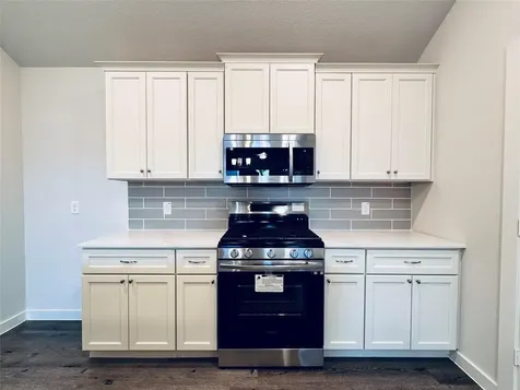 935 Road 5203 Cleveland TX 77327