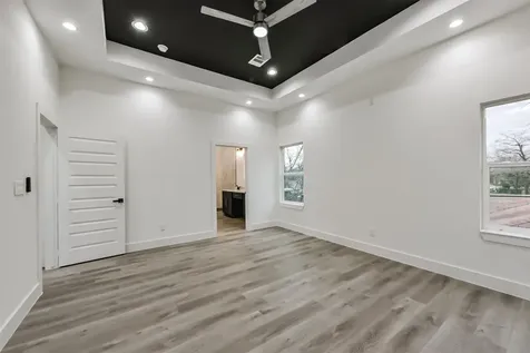 613 Melbourne Street Houston TX 77022