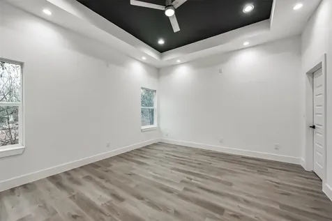 613 Melbourne Street Houston TX 77022