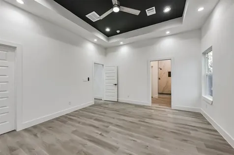 613 Melbourne Street Houston TX 77022