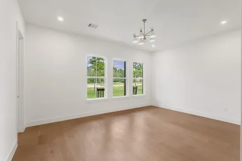 7002 Bowie Court Montgomery TX 77316