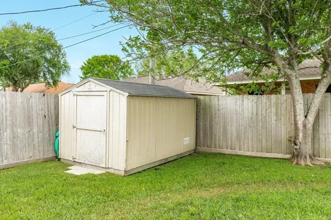 4115 Twin Drive W Santa Fe TX 77510
