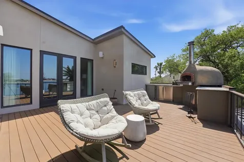 1721 Bayou Shore Drive Galveston TX 77551