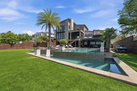 1721 Bayou Shore Drive Galveston TX 77551