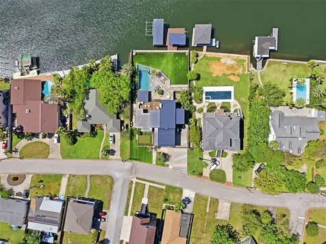 1721 Bayou Shore Drive Galveston TX 77551