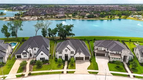 10318 Fountain Shore Drive Missouri City TX 77459