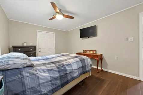 241 Quail Creek Drive Cleveland TX 77328