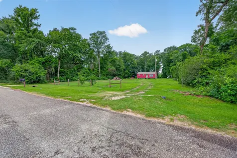 241 Quail Creek Drive Cleveland TX 77328
