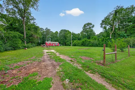 241 Quail Creek Drive Cleveland TX 77328