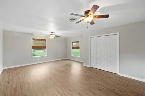 1519 Everitt Street Navasota TX 77830