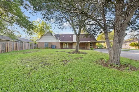 1519 Everitt Street Navasota TX 77830