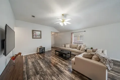 22614 Willow Branch Tomball TX 77375