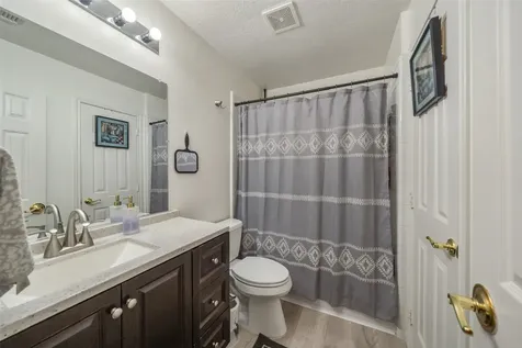 22614 Willow Branch Tomball TX 77375