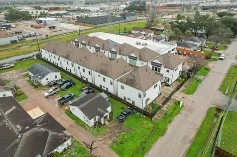 5714 Gardendale Drive Houston TX 77092