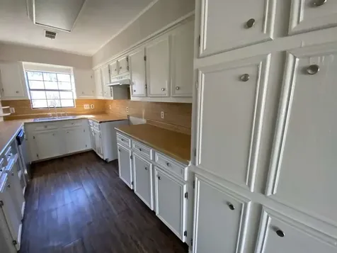 201 Ferguson Drive Cleveland TX 77327