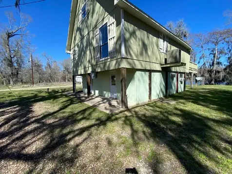 201 Ferguson Drive Cleveland TX 77327