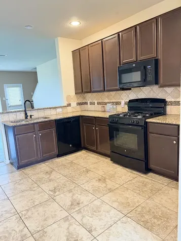 2307 Cloudy Bay Drive Fresno TX 77545