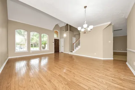 114 Lindencrest Court Sugar Land TX 77479