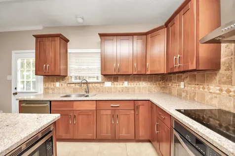 114 Lindencrest Court Sugar Land TX 77479