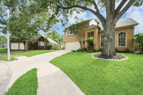 114 Lindencrest Court Sugar Land TX 77479