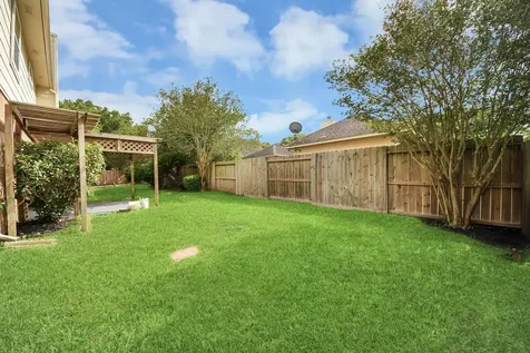 114 Lindencrest Court Sugar Land TX 77479