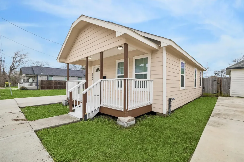 3344 Simmons Street Houston TX 77004