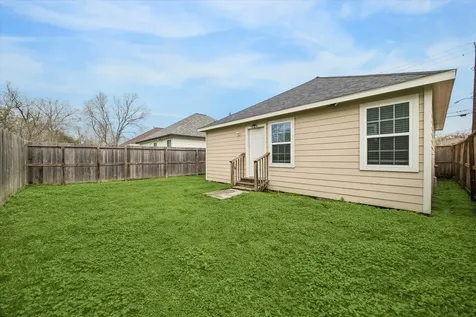 3344 Simmons Street Houston TX 77004