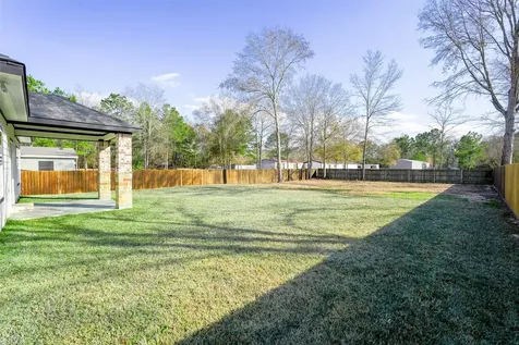 408 County Road 3414 Cleveland TX 77327